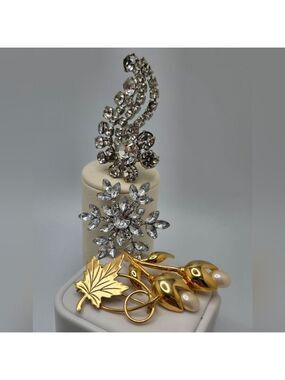 Lot of Brooches Collection Gold & Silver Tones with Classic Details Maple Leaf